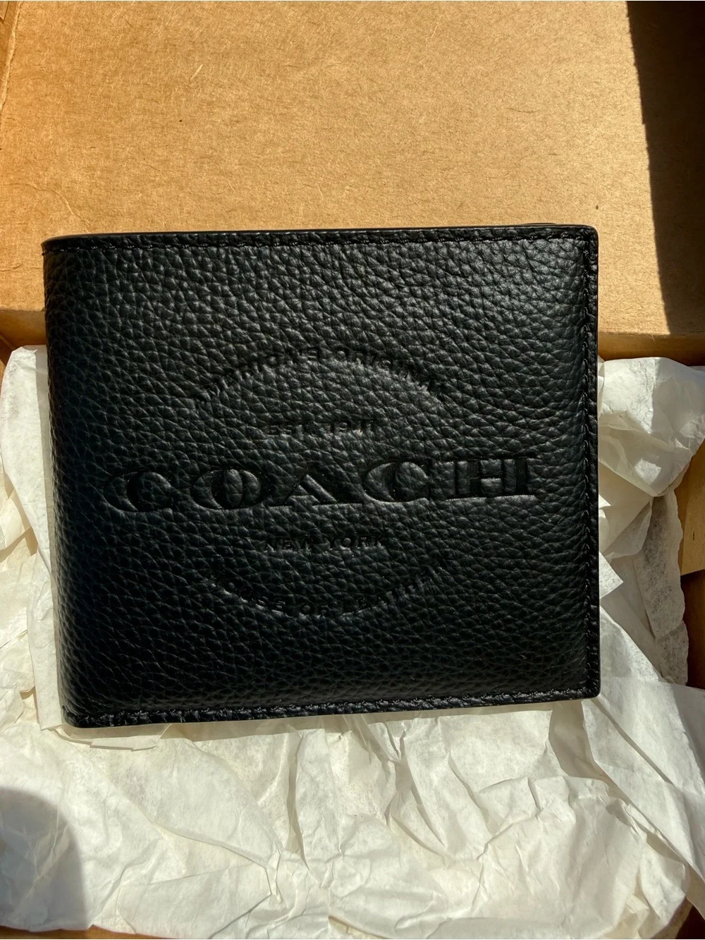 New Coach Black Pebbled Leather Bi-Fold Card & Key with Embossed Logo Wallet